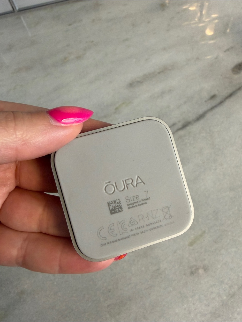 Oura Gray Magnetic Ring and Charger - Brushed Silver Smart Ring size 7 used 2x - Picture 7 of 7